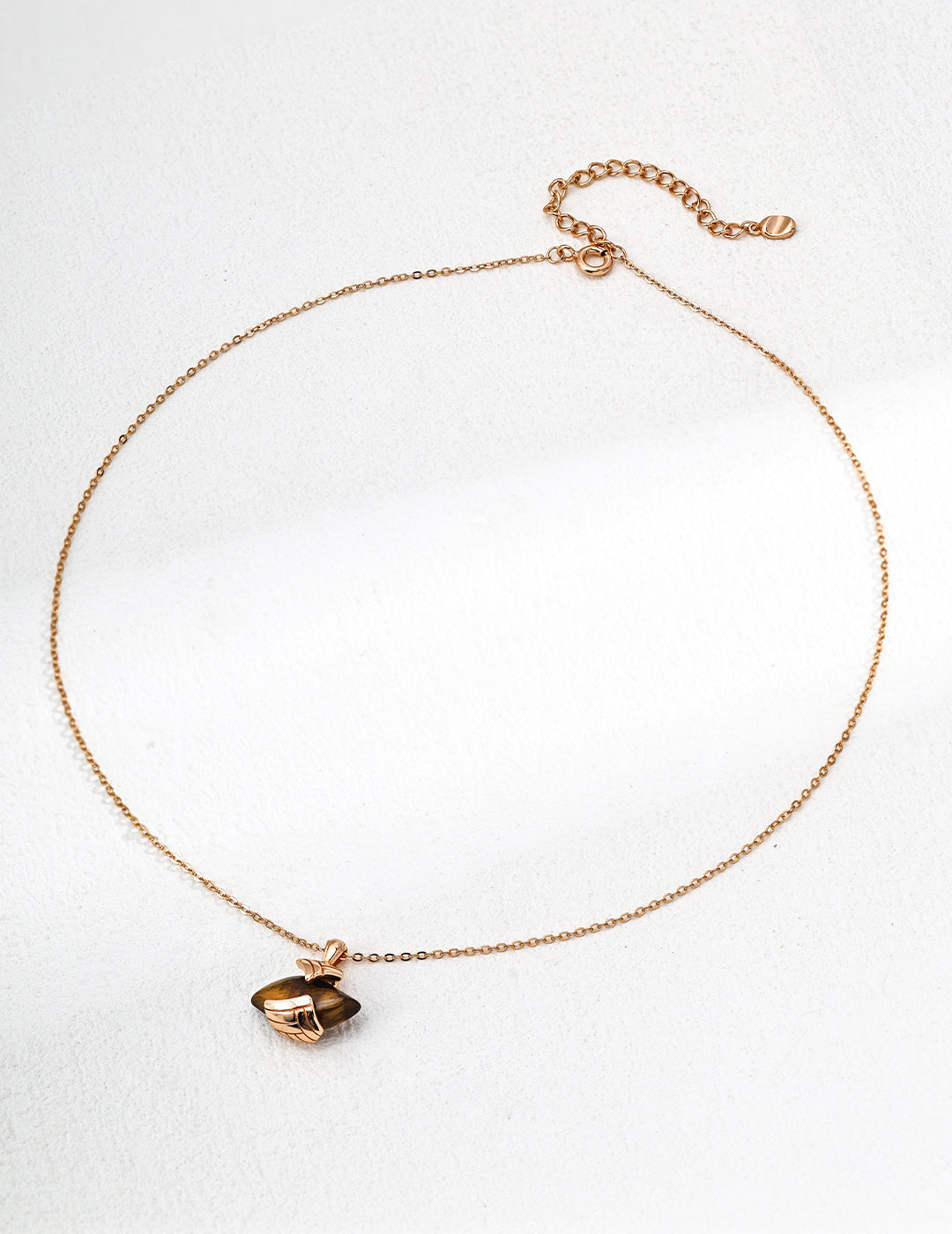 L’Ombre Dorée – Ailes Necklace