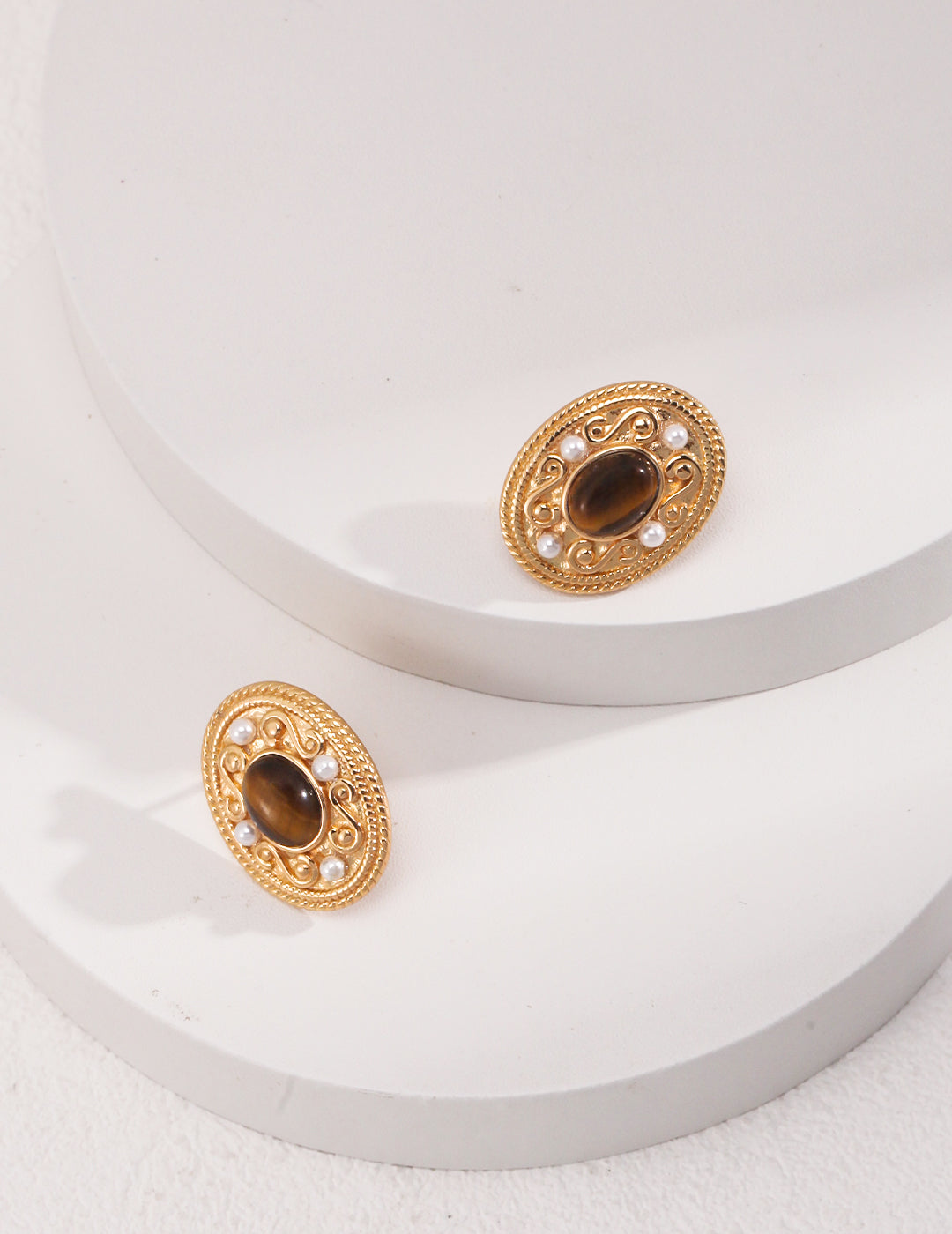 L’Ombre Dorée – Majesté Earrings
