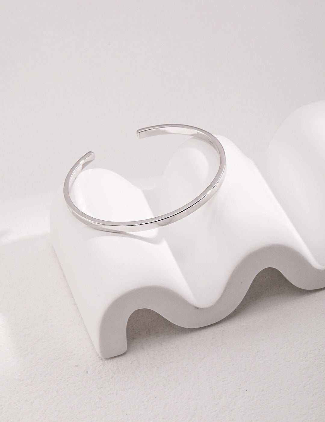 Minimalistic Open Cuff Bracelet