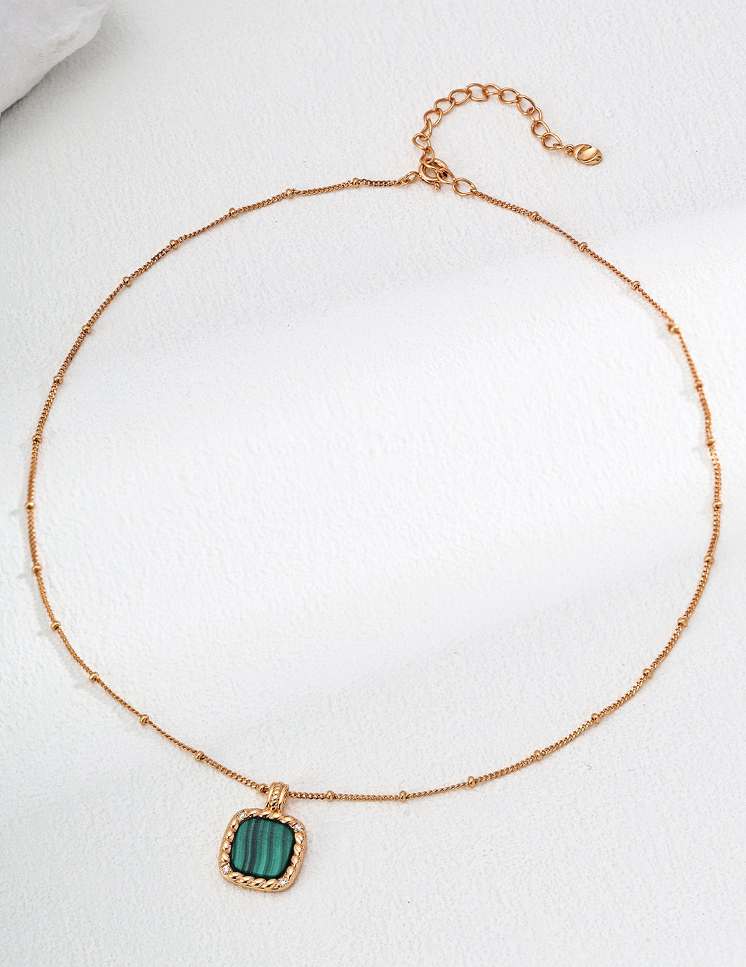 Verdant Luxe Pendant Necklace