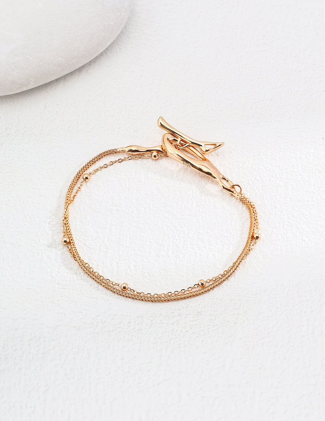 Elegance Knot Bracelet