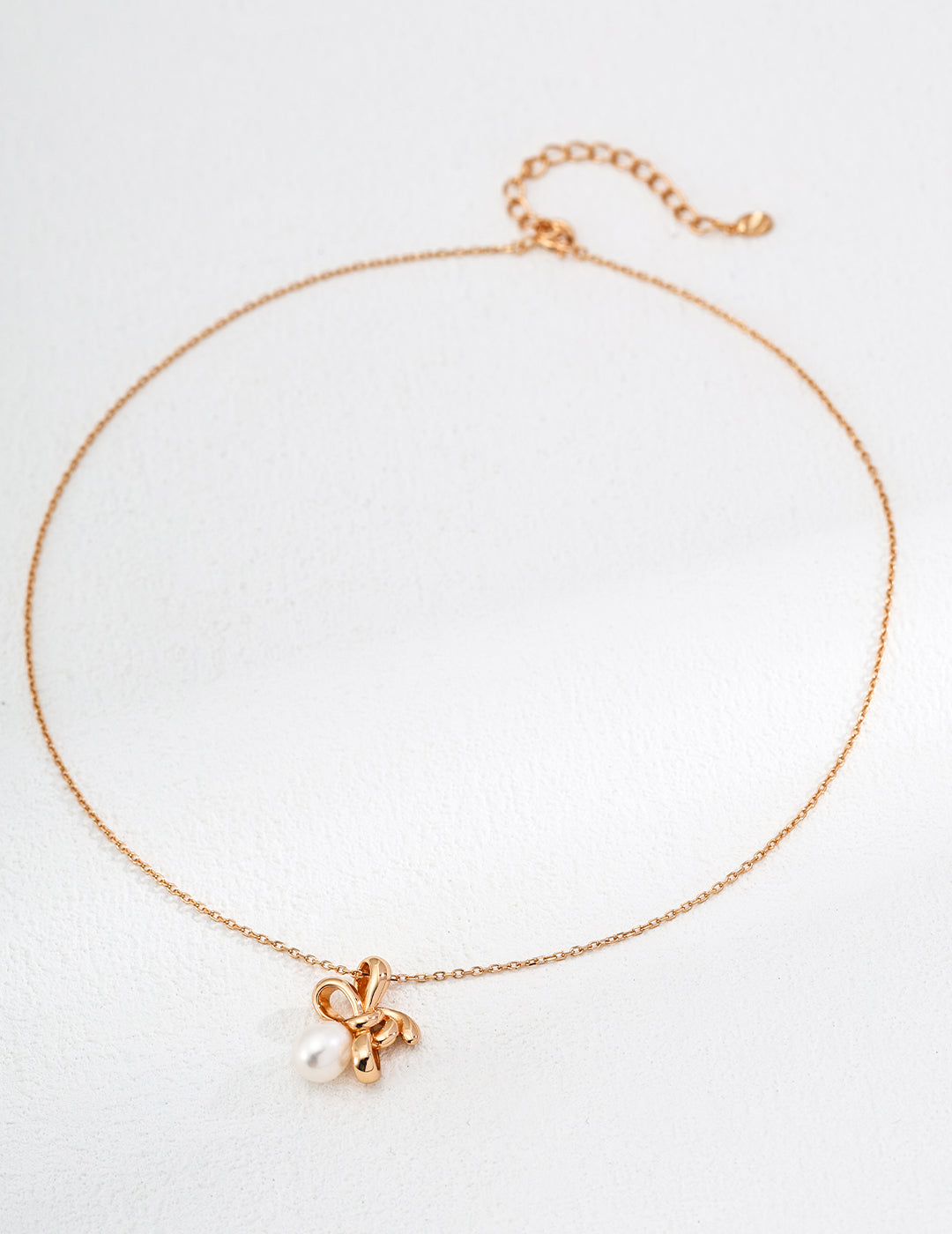 Pearl Bow Elegance Necklace
