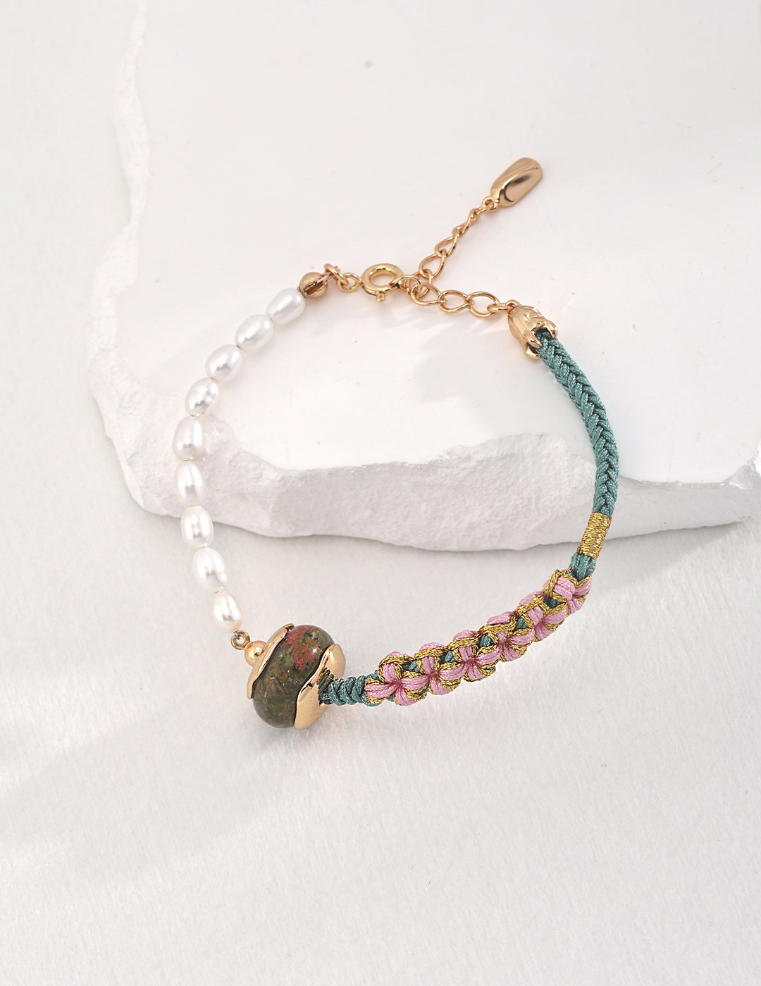 Neo-Chinese Pearl Bracelet