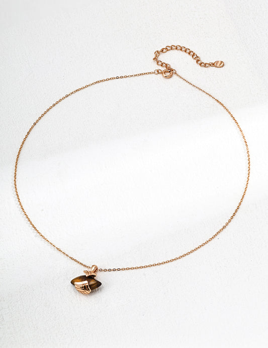 L’Ombre Dorée – Ailes Necklace