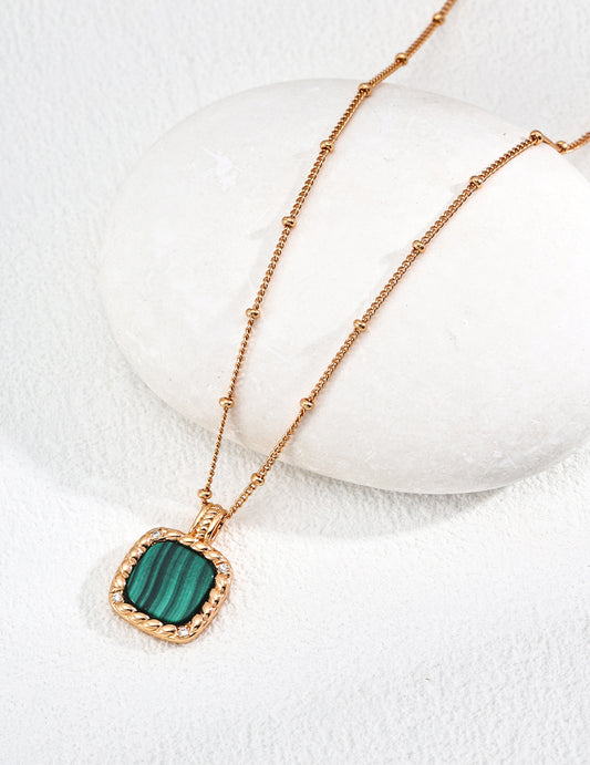 Verdant Luxe Pendant Necklace