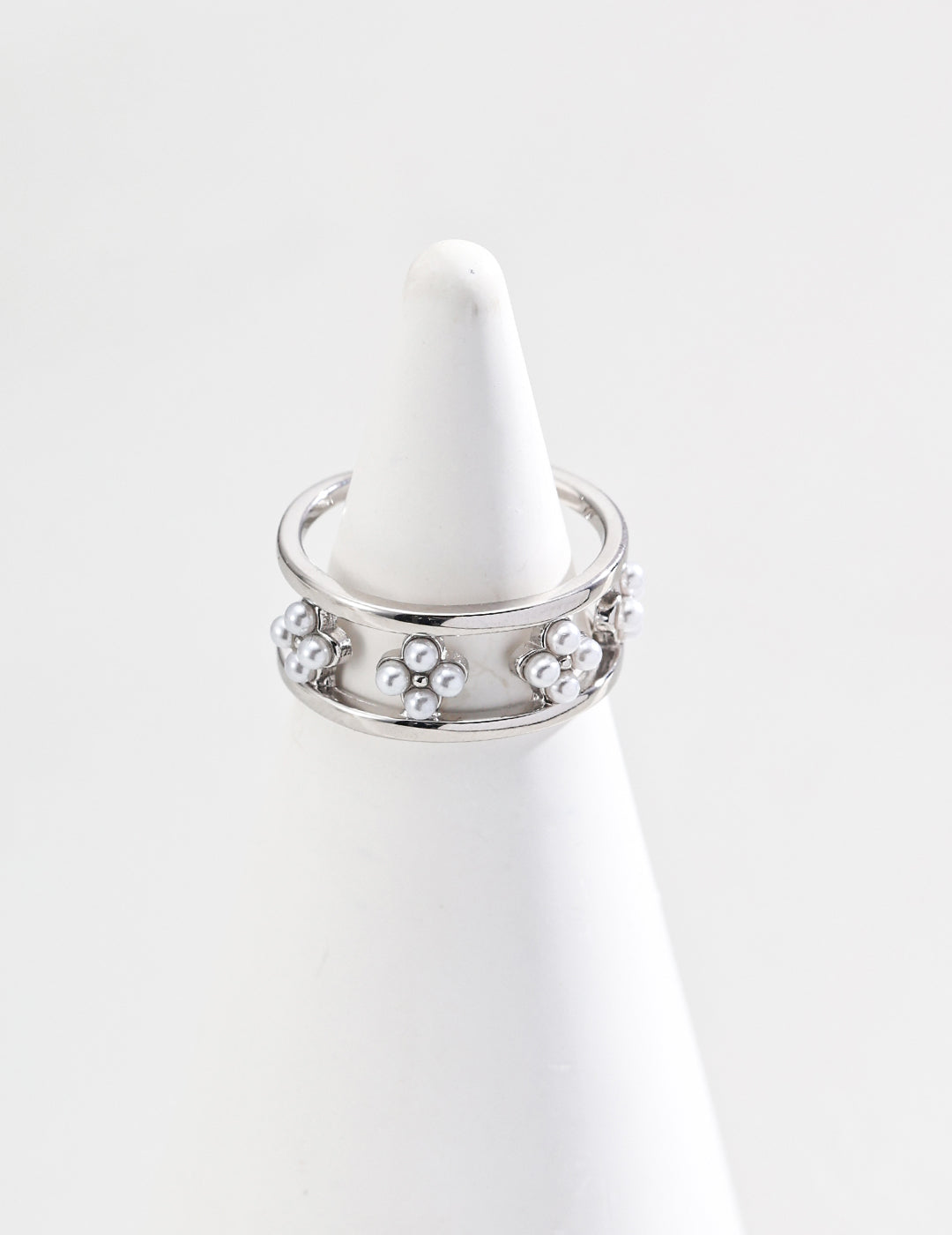 Blossom Pearl Ring